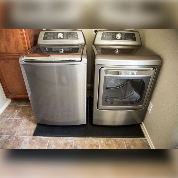 Washer and dryer clearance set with pedestals